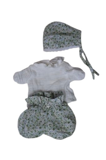 Conjunto green and blue flowers